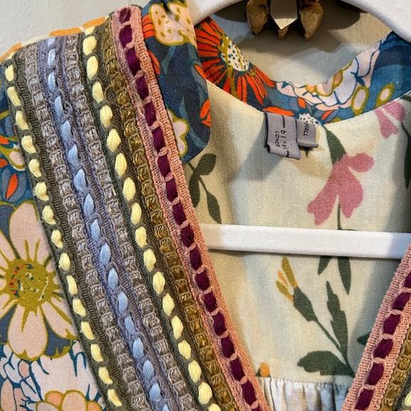 Blank London Anthropologie Boho Floral Embroidered Babydoll Top Small - Picture 3 of 7